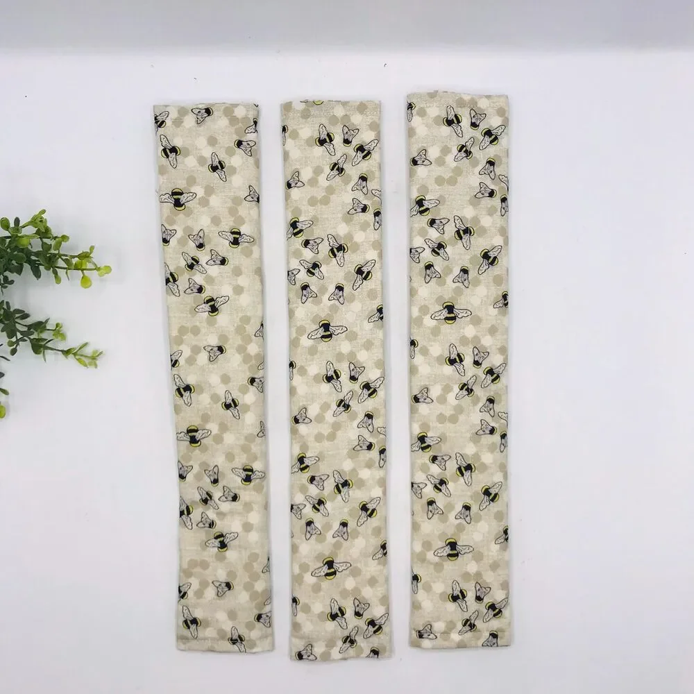 Set of 3 Refrigerator Handle Covers, Reversible, Bees on Beige Cream 14x5